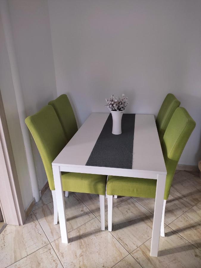 Three Lions Apartment Number 2 プーラ エクステリア 写真